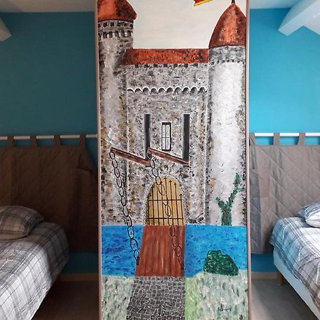 Gite Les Chevaliers Fous 생트 므누 외부 사진